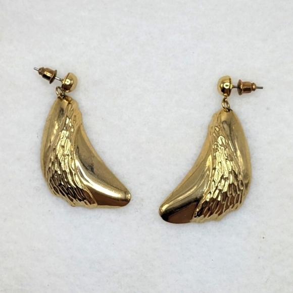 Gold Tone Metal Wing Dangle Stud Earrings - Picture 1 of 3